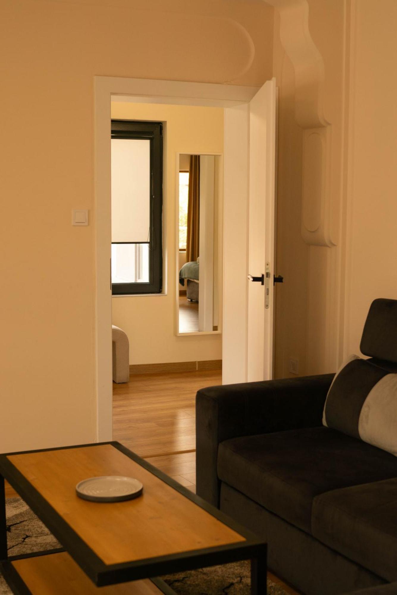 פלובדיב 2-Bedroom Flat - Sunny Balcony מראה חיצוני תמונה