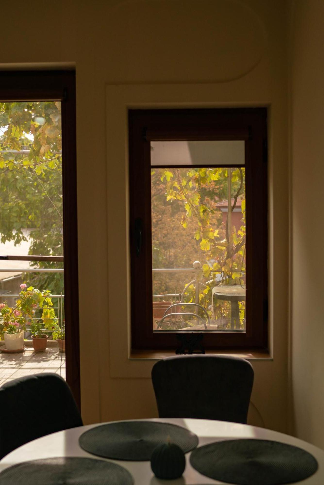 פלובדיב 2-Bedroom Flat - Sunny Balcony מראה חיצוני תמונה